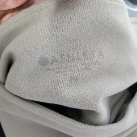 Athleta Savasana Macrame 7/8 Tight in Silver Grey Size M - Picture 8 of 10